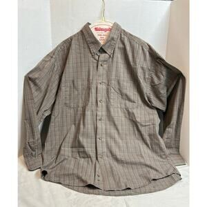 Van Heusen button up long sleeve checkered men's. XL SHIRT